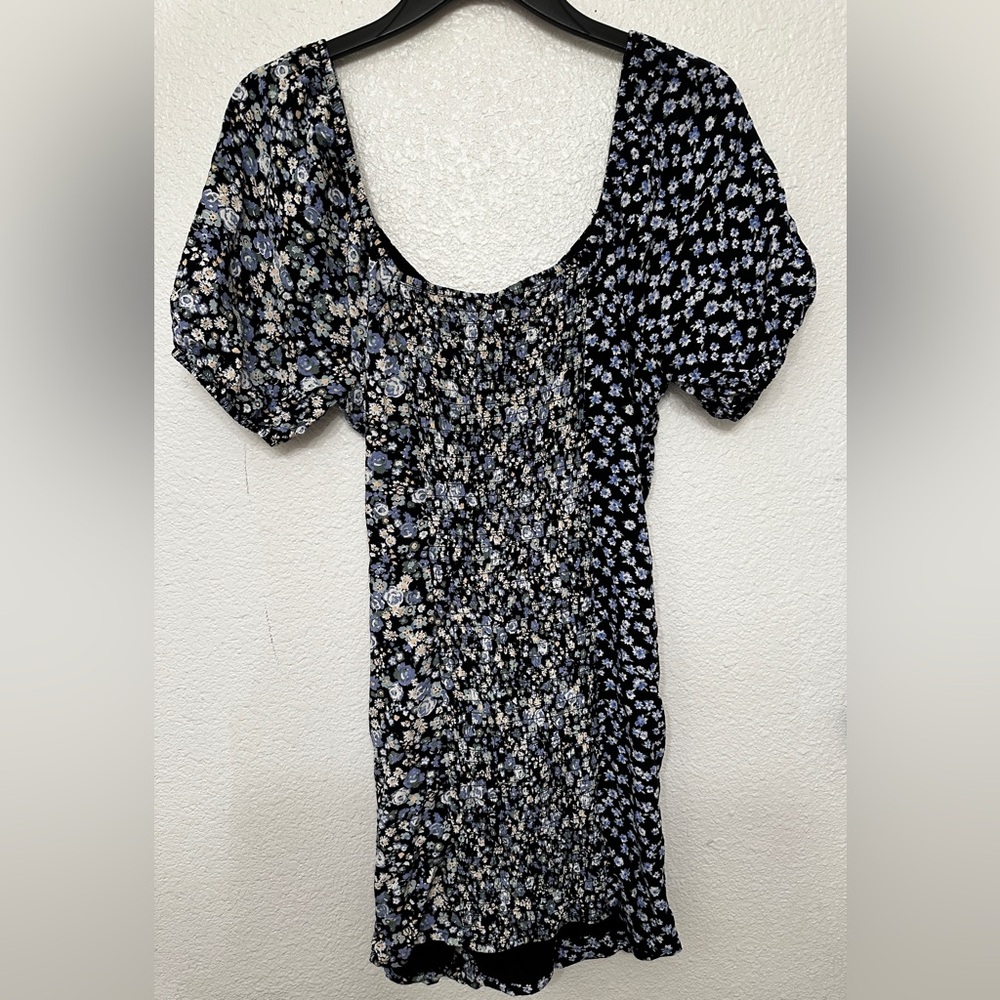 Floral Ruffle Dress - Picture 6 of 8
